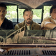 Eric Bana, Ricky Gervais, Pedro Miguel Arce (Netflix)
